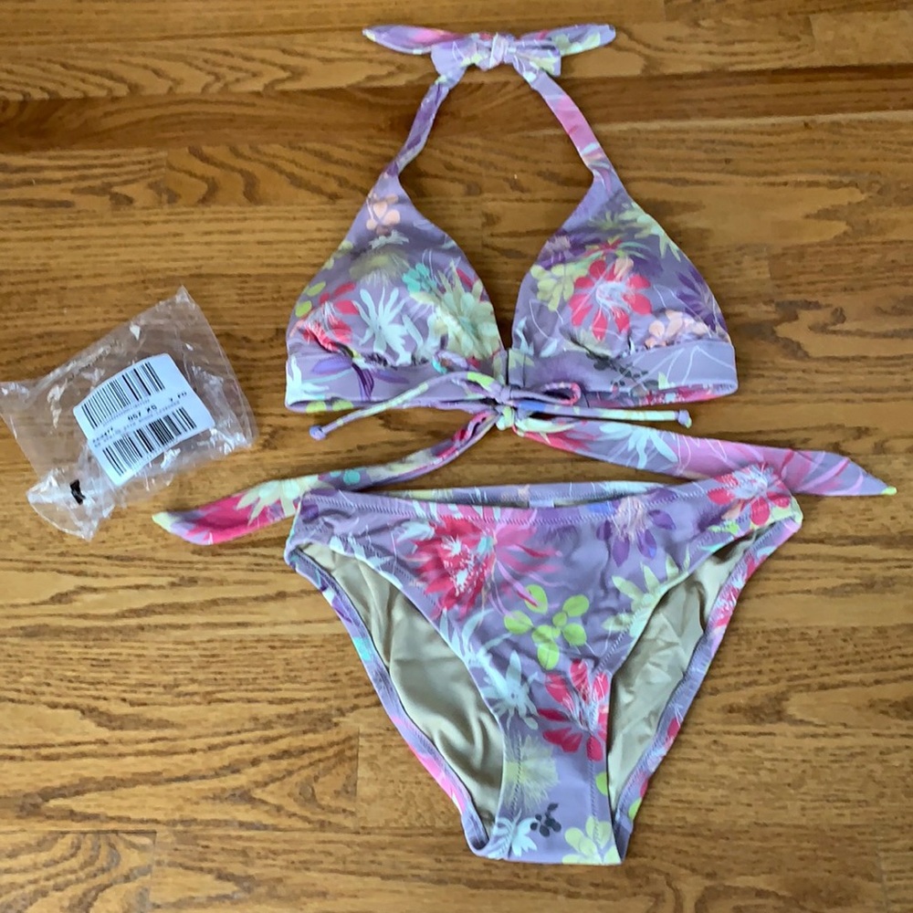 NWT Victoria’s Secret Lavender“Spring Rain”Bikini